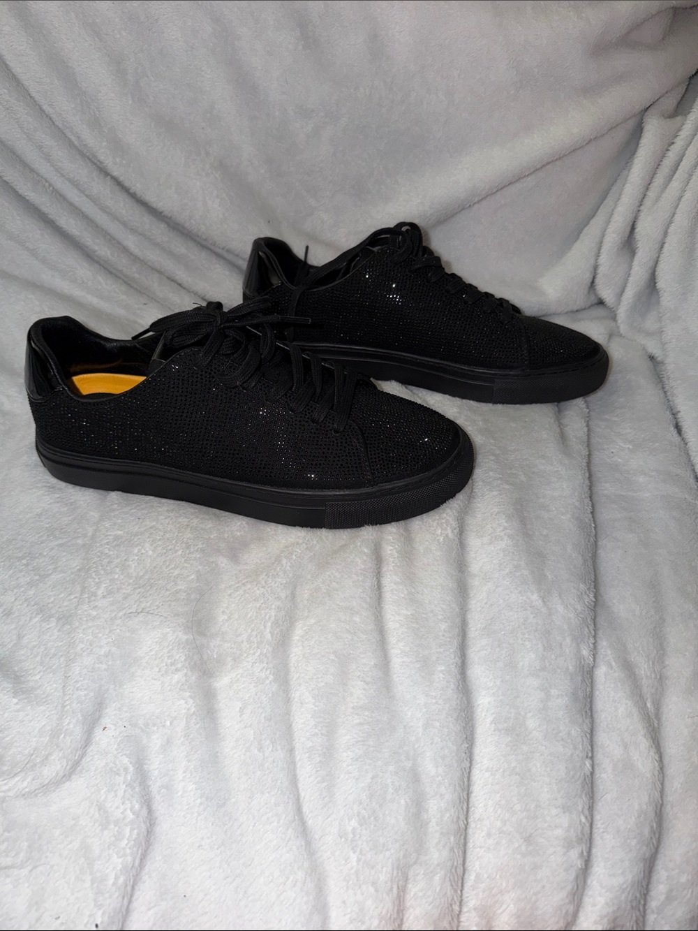 Mix No. 6 Black Low-Top Sneaker with Subtle Sparkle